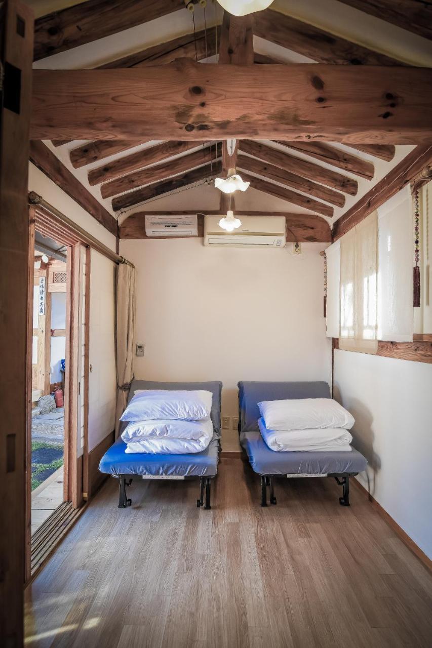 Cheong Yeon Jae Hanok Hotel Szöul Kültér fotó